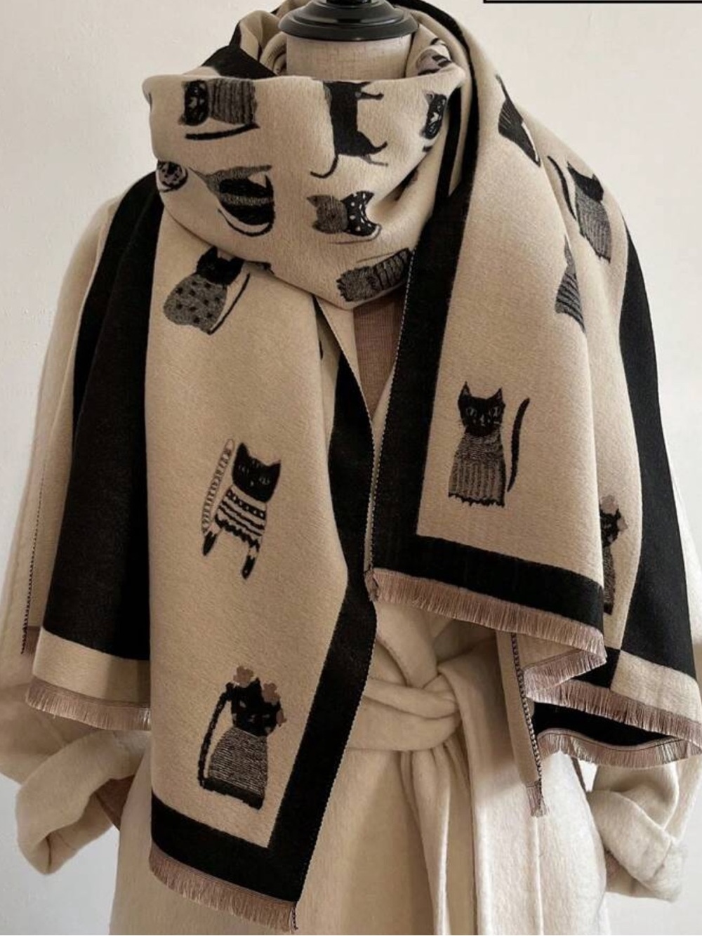 Black Cat 🐈⬛ Jacquard Faux Cashmere Scarf